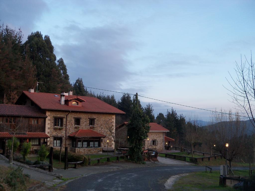 Agroturismo Iturbe Axpe de Busturia Dış mekan fotoğraf